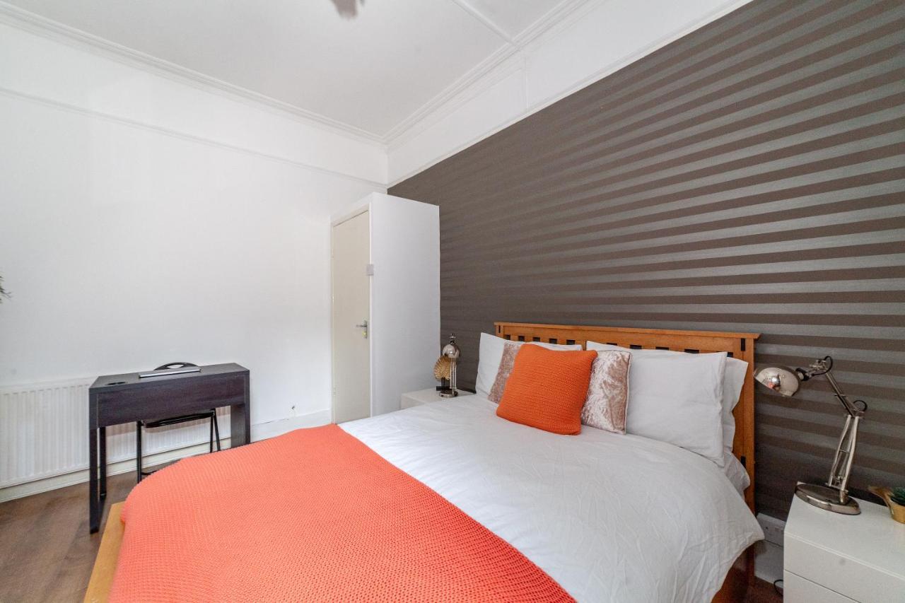 לונדון The Orange Garden 2 Bed Serviced Apartment Near Notting Hill Portobello Market מראה חיצוני תמונה